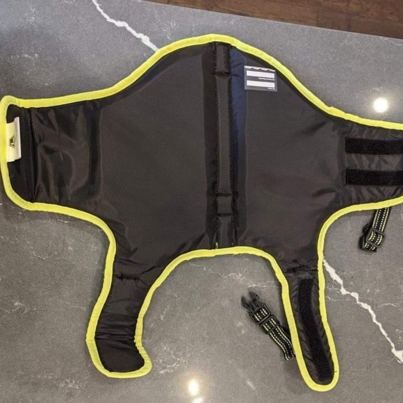 Brand New Arcadia Trail Life Jacket - size Small - Picture 2 of 6